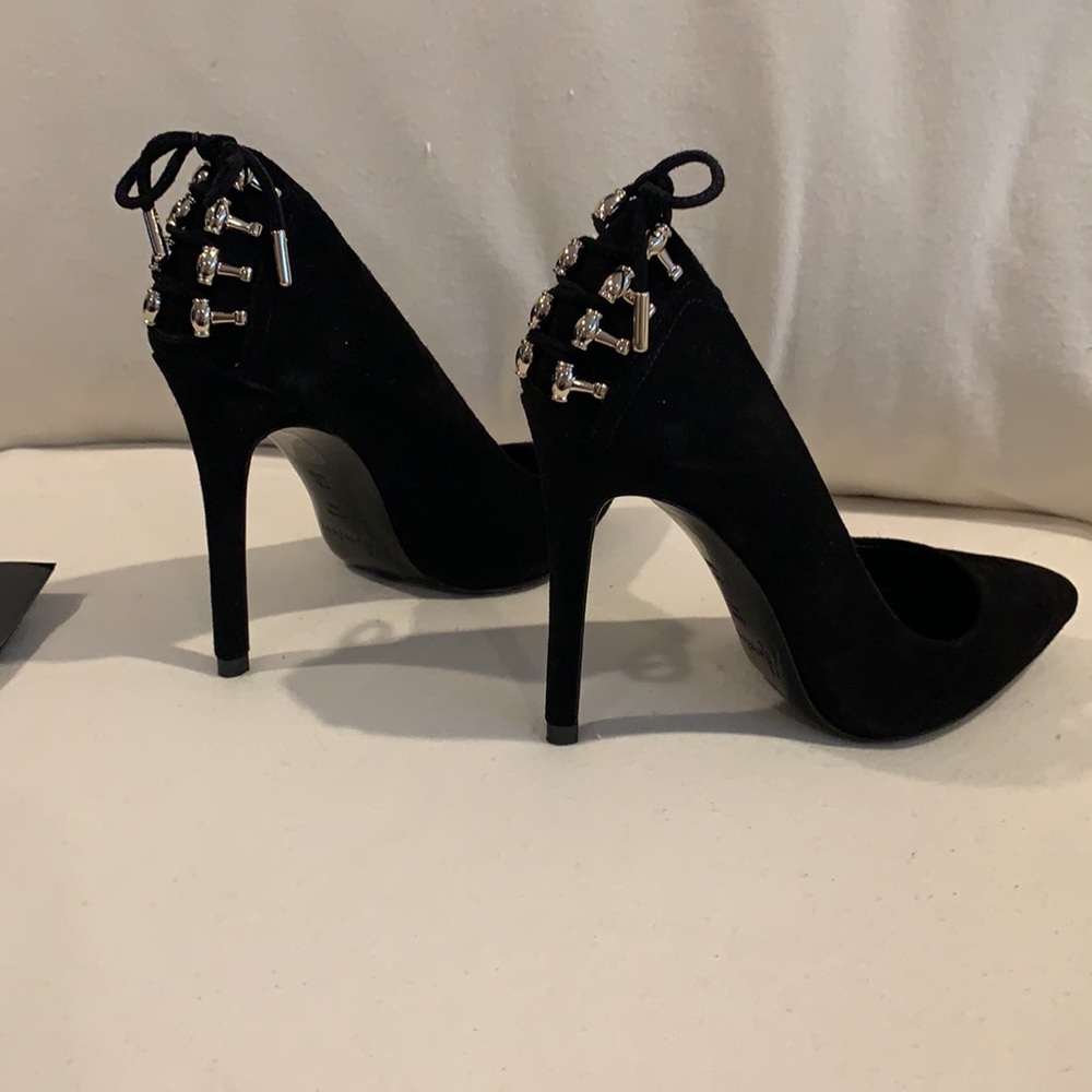 Never worn Marciano Black Suede Pumps
